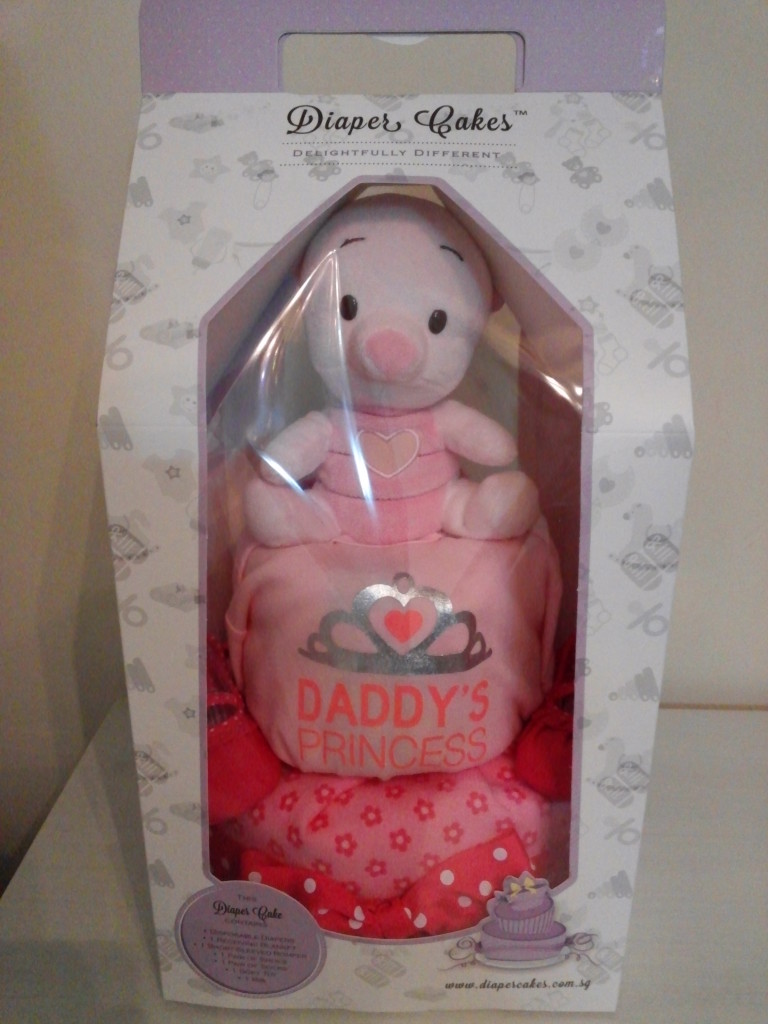 Piglet Baby Girl Diaper Cake 1